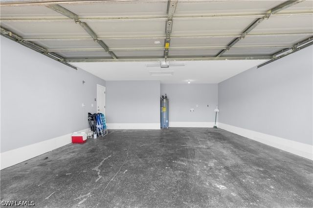 6487 Royal Woods DR, Fort Myers, FL 33908