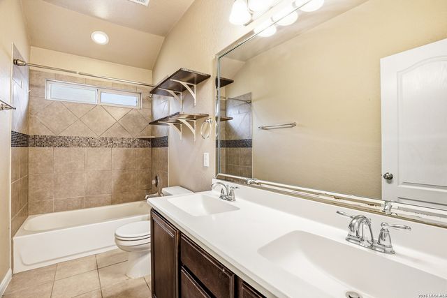 22915 Carriage Bush, San Antonio, TX 78261