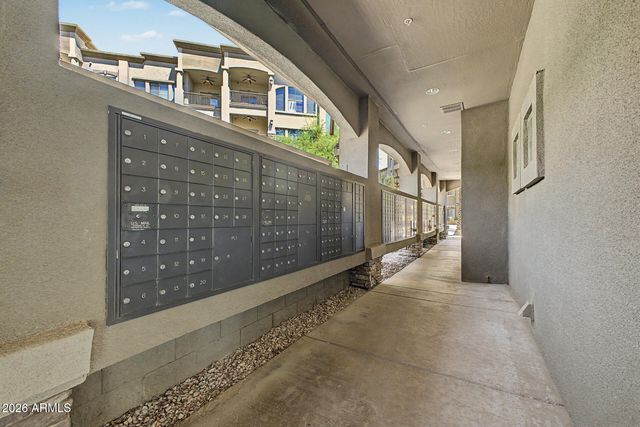 5450 E DEER VALLEY Drive 1223, Phoenix, AZ 85054