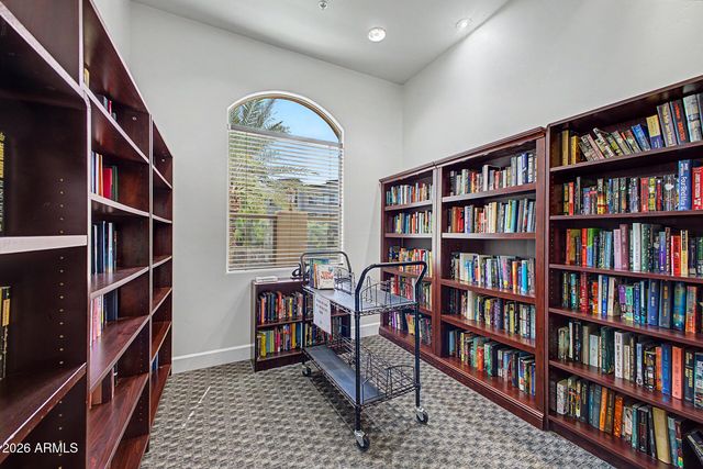 5450 E DEER VALLEY Drive 1223, Phoenix, AZ 85054