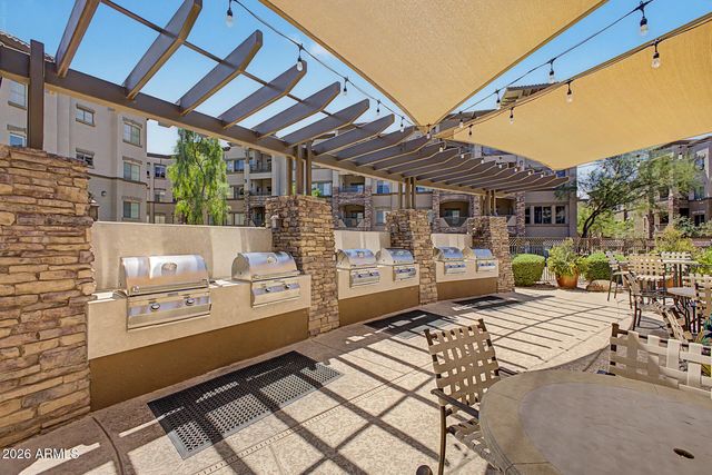 5450 E DEER VALLEY Drive 1223, Phoenix, AZ 85054