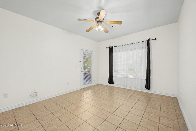 5450 E DEER VALLEY Drive 1223, Phoenix, AZ 85054