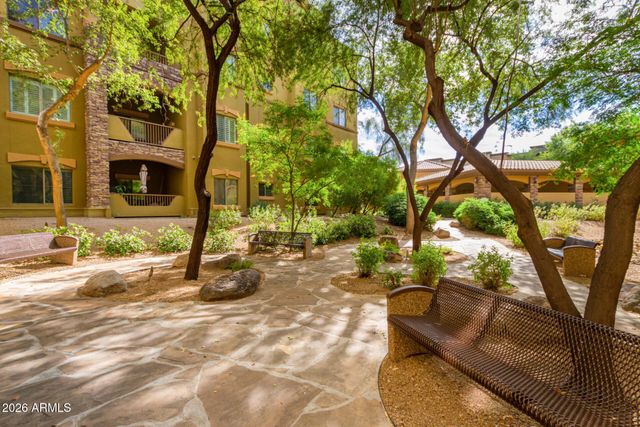 5450 E DEER VALLEY Drive 1223, Phoenix, AZ 85054