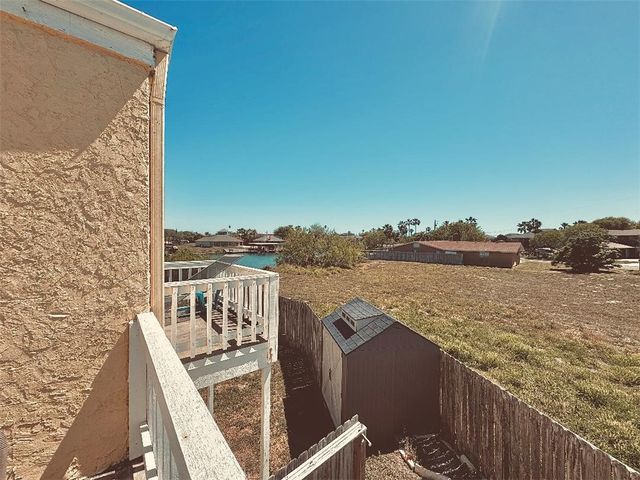 4141 Whiteley Dr 204, Corpus Christi, TX 78418