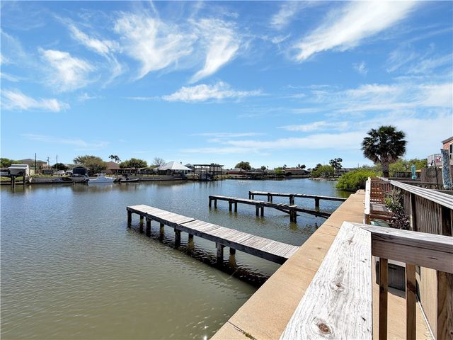 4141 Whiteley Dr 204, Corpus Christi, TX 78418
