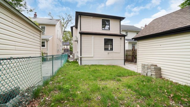 11516 199th Street, Saint Albans, NY 11412
