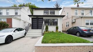 11516 199th Street, Saint Albans, NY 11412