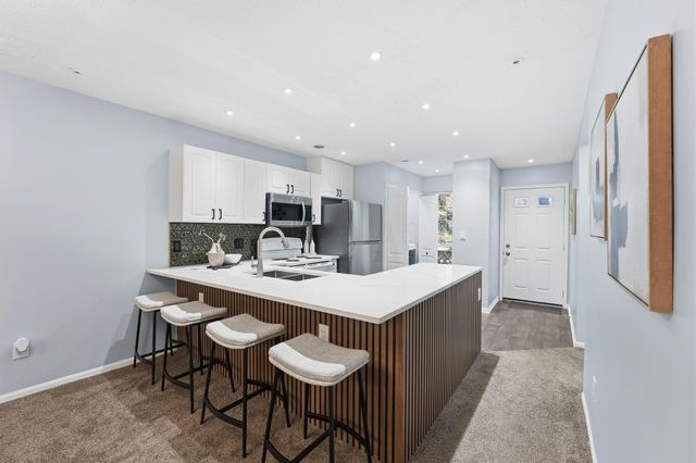 6486 Reflections, A, Dublin, OH 43017