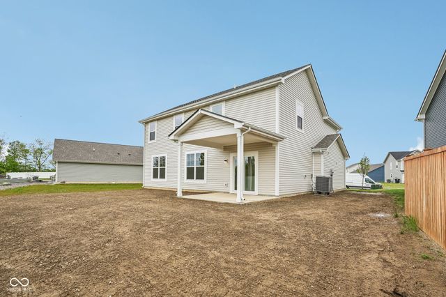 6681 W Sailboat Drive, Greenfield, IN 46140