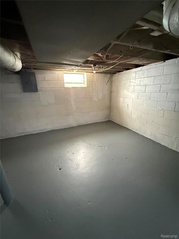 7751 Fielding Street, Detroit, MI 48228