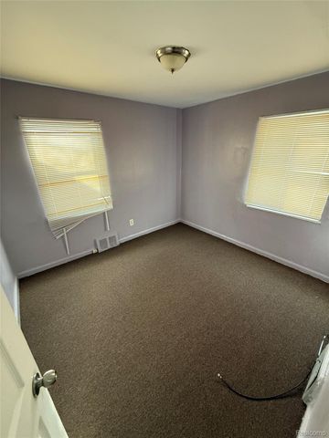 7751 Fielding Street, Detroit, MI 48228