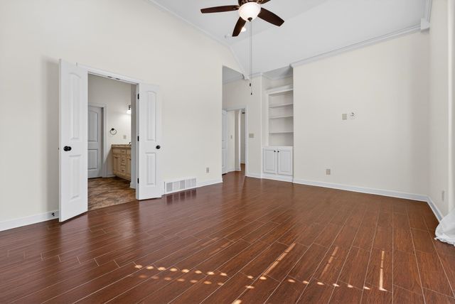 250 CHEROKEE CIR, Oakland, TN 38060
