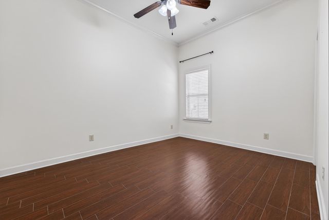 250 CHEROKEE CIR, Oakland, TN 38060