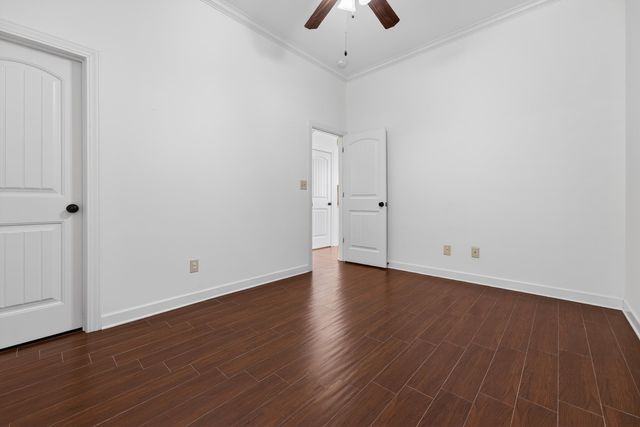 250 CHEROKEE CIR, Oakland, TN 38060