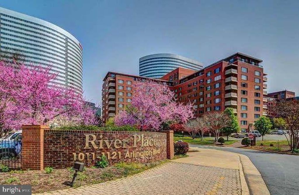 1021 ARLINGTON BLVD #330, Arlington, VA 22209