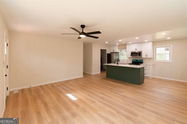 158 Glenn Road, Lagrange, GA 30240