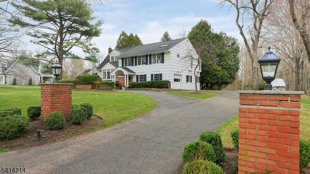 11 Fenimore Dr, Scotch Plains Twp., NJ 07076