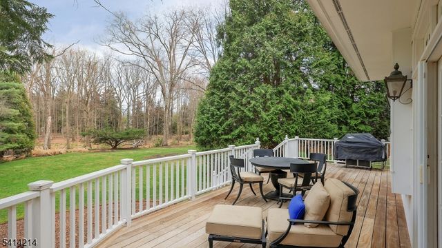 11 Fenimore Dr, Scotch Plains Twp., NJ 07076
