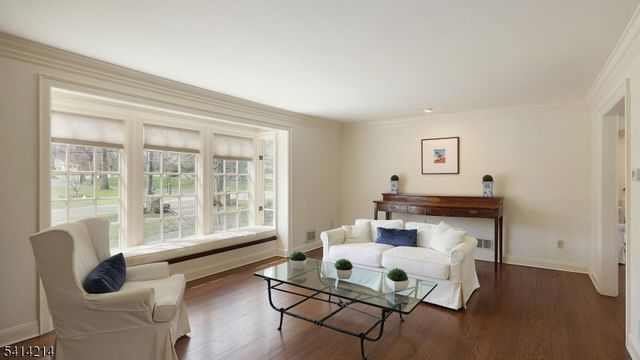 11 Fenimore Dr, Scotch Plains Twp., NJ 07076