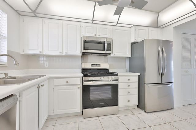 5980 SHORE BOULEVARD S 907, Gulfport, FL 33707