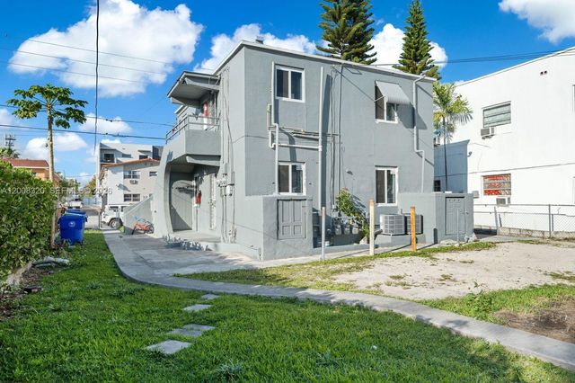 842 SW 3rd St, Miami, FL 33130