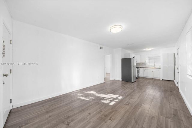 842 SW 3rd St, Miami, FL 33130