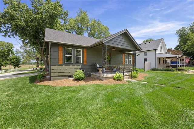 420 South Street, Bucyrus, KS 66013