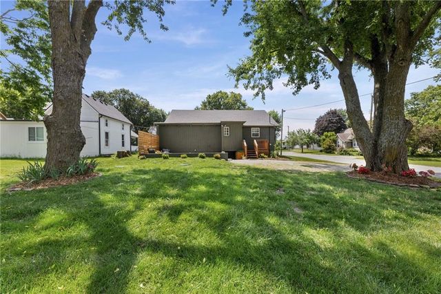 420 South Street, Bucyrus, KS 66013