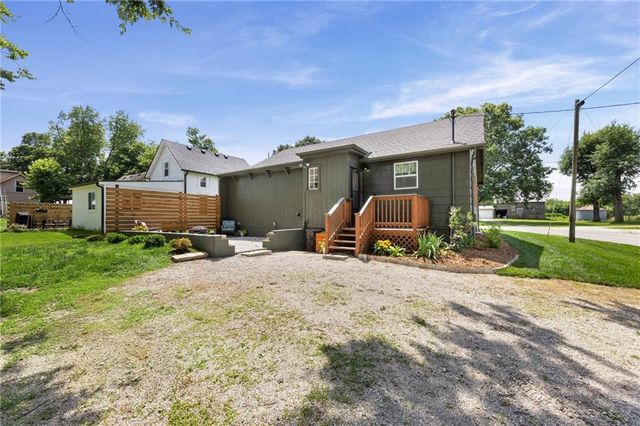 420 South Street, Bucyrus, KS 66013