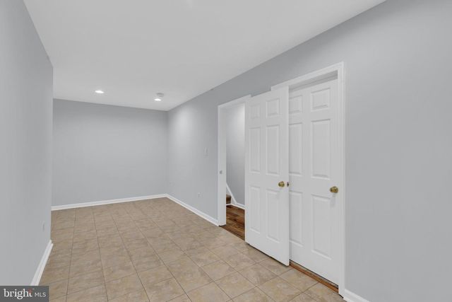 9315 HALLSTON CT, Fairfax Station, VA 22039