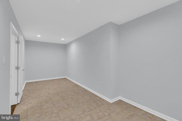 9315 HALLSTON CT, Fairfax Station, VA 22039