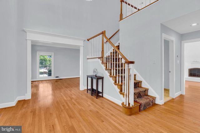 9315 HALLSTON CT, Fairfax Station, VA 22039