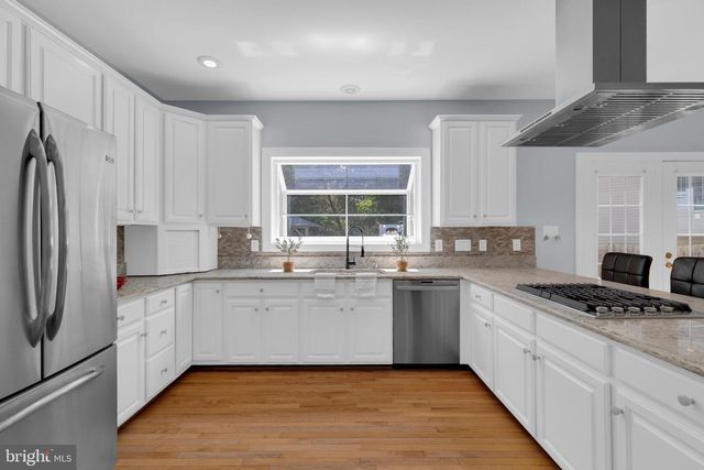 9315 HALLSTON CT, Fairfax Station, VA 22039