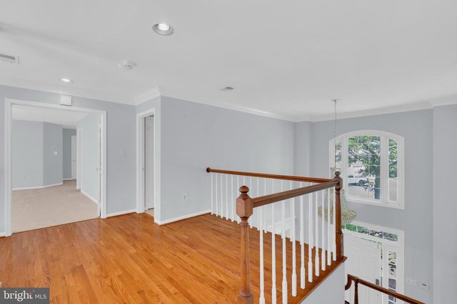 9315 HALLSTON CT, Fairfax Station, VA 22039