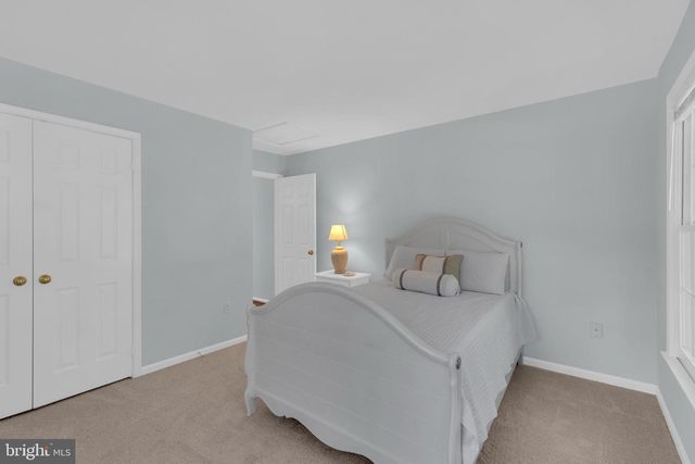 9315 HALLSTON CT, Fairfax Station, VA 22039