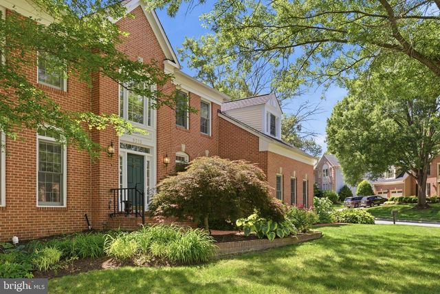 9315 HALLSTON CT, Fairfax Station, VA 22039