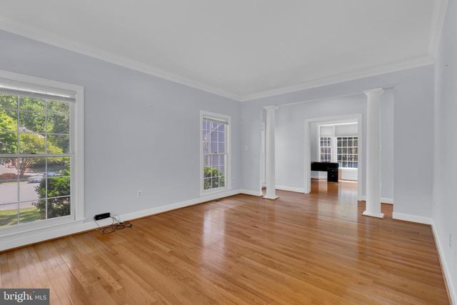 9315 HALLSTON CT, Fairfax Station, VA 22039