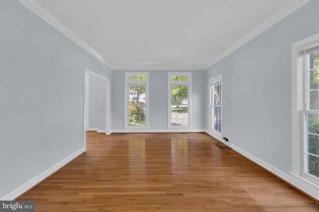 9315 HALLSTON CT, Fairfax Station, VA 22039