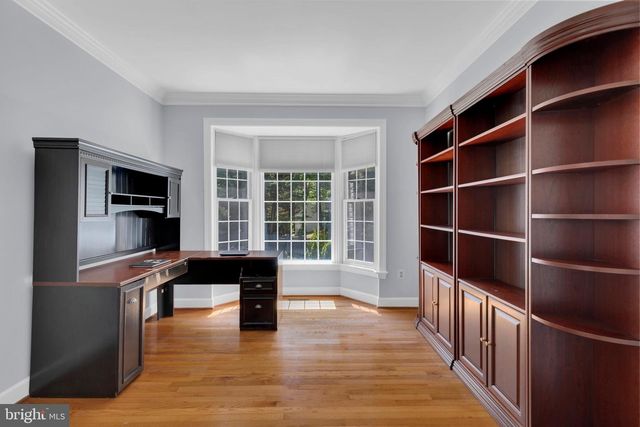 9315 HALLSTON CT, Fairfax Station, VA 22039