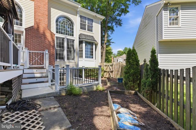 9315 HALLSTON CT, Fairfax Station, VA 22039