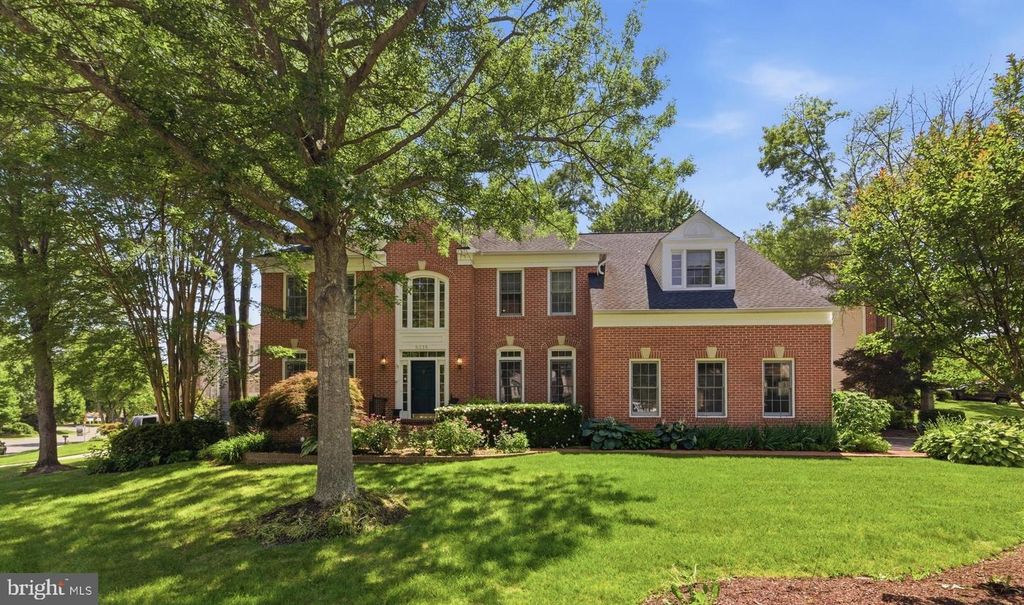 9315 HALLSTON CT, Fairfax Station, VA 22039