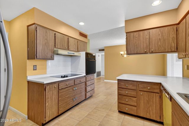 10413 W ROUNDELAY Circle, Sun City, AZ 85351