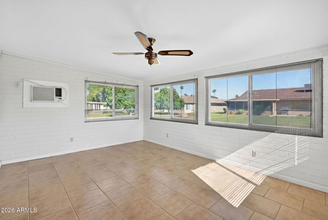 10413 W ROUNDELAY Circle, Sun City, AZ 85351