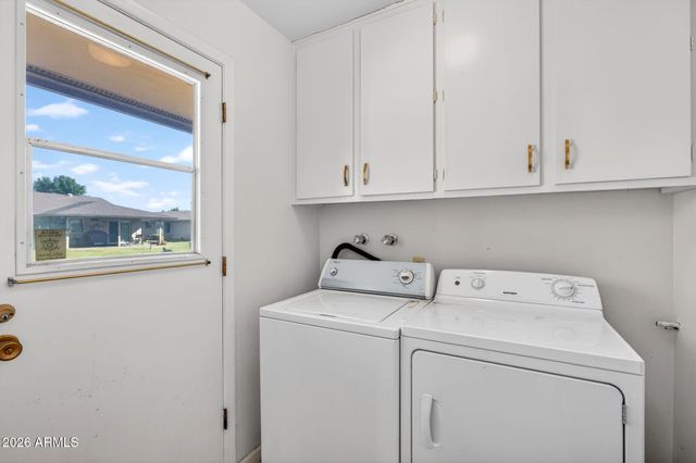 10413 W ROUNDELAY Circle, Sun City, AZ 85351