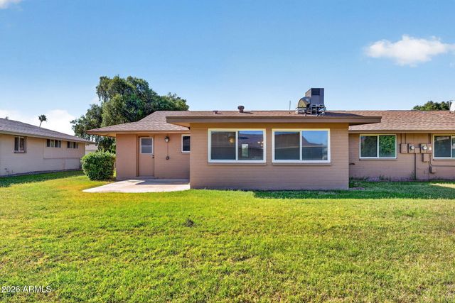 10413 W ROUNDELAY Circle, Sun City, AZ 85351