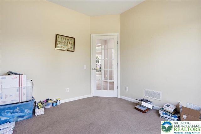1665 Thorndale Road, Upper Macungie Twp, PA 18031