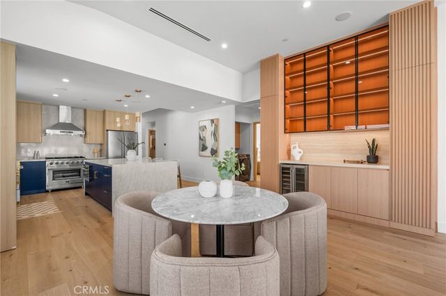 825 N Naomi, Burbank, CA 91505