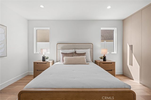 825 N Naomi, Burbank, CA 91505
