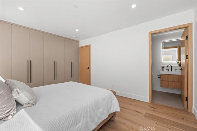 825 N Naomi, Burbank, CA 91505
