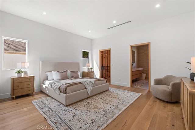 825 N Naomi, Burbank, CA 91505